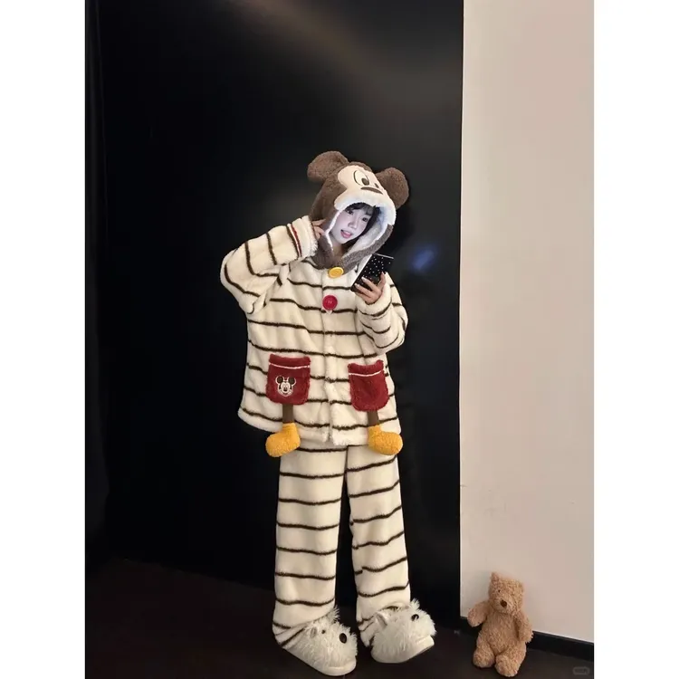 可爱卡通米奇连帽开衫外套珊瑚绒冬季保暖睡衣女款休闲家居服套装
