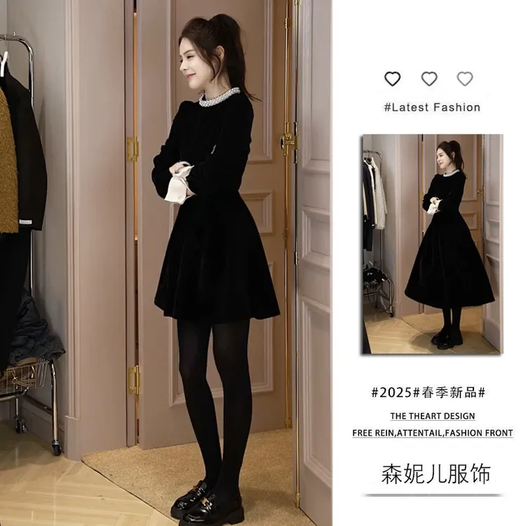 春秋穿搭连衣裙女韩版2025新款百搭显瘦高级感小黑裙丝绒赫本裙子