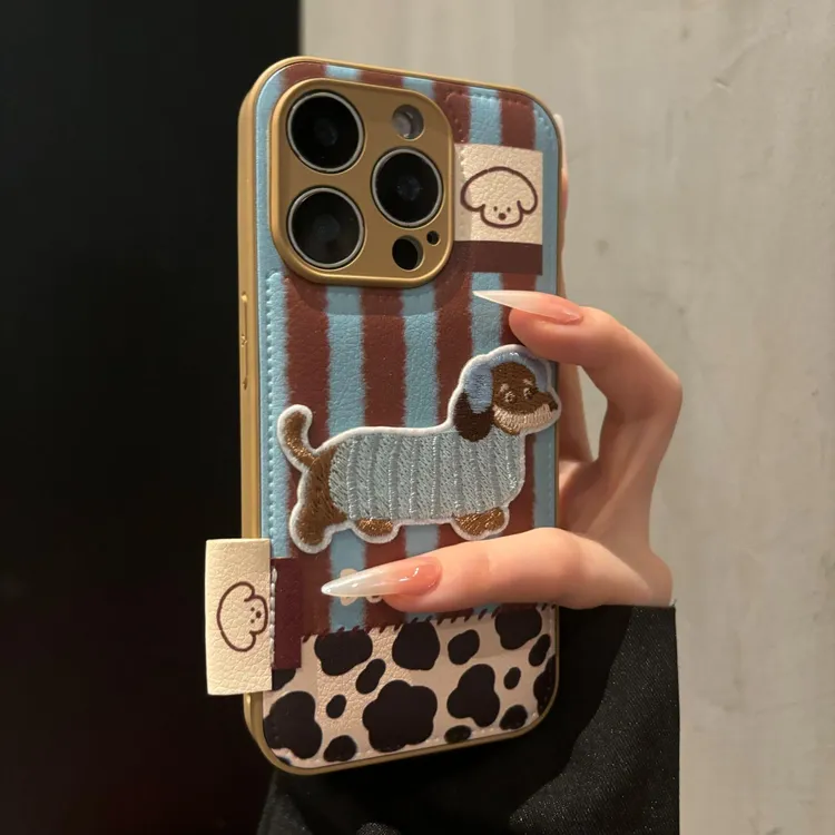 适用苹果17/16美拉德皮革小狗壳华为Mate70可爱pura80小米15/14软