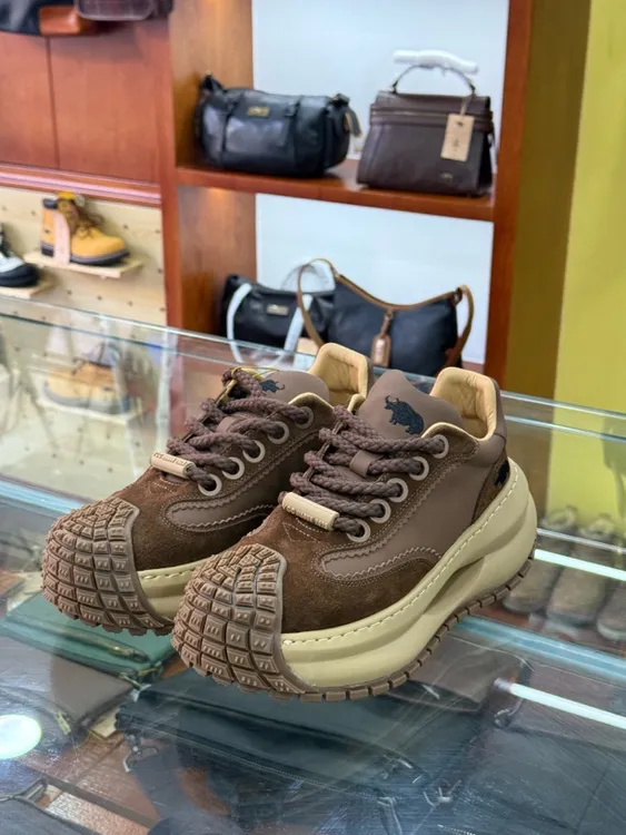 拉雅克品牌高原牦牛皮产品