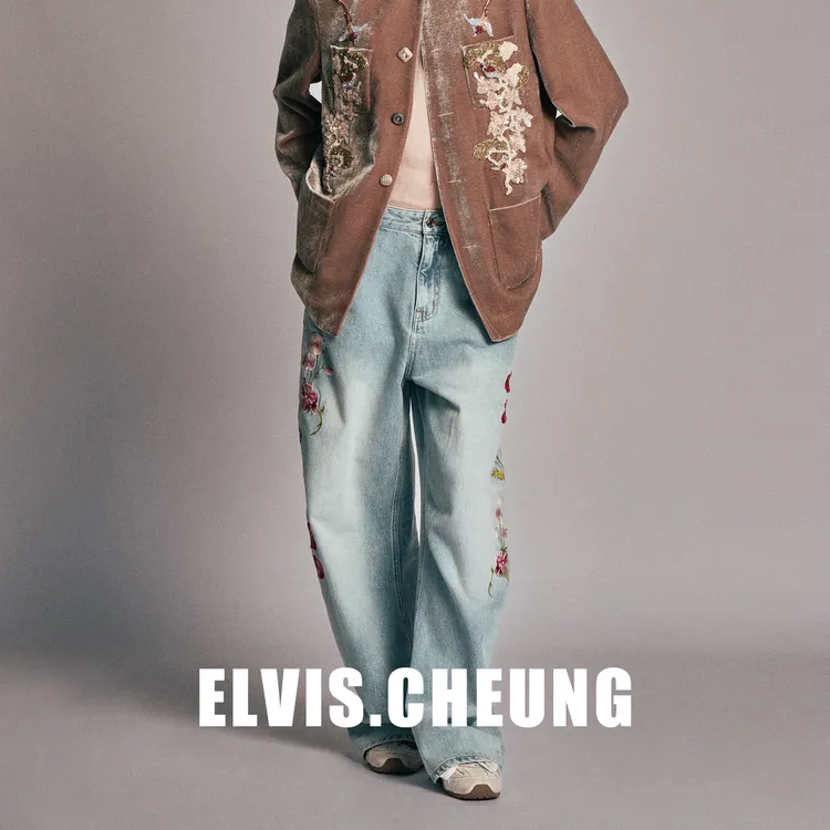 ELVIS.CHEUNG26SS“花生万运”系列-侧缝绣花造型牛仔裤