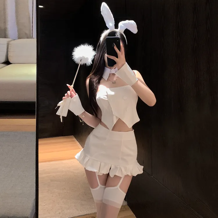 Aurora Intima ⌈甜美兔女郎⌋学院风纯欲风jk性感修身辣妹COS套装