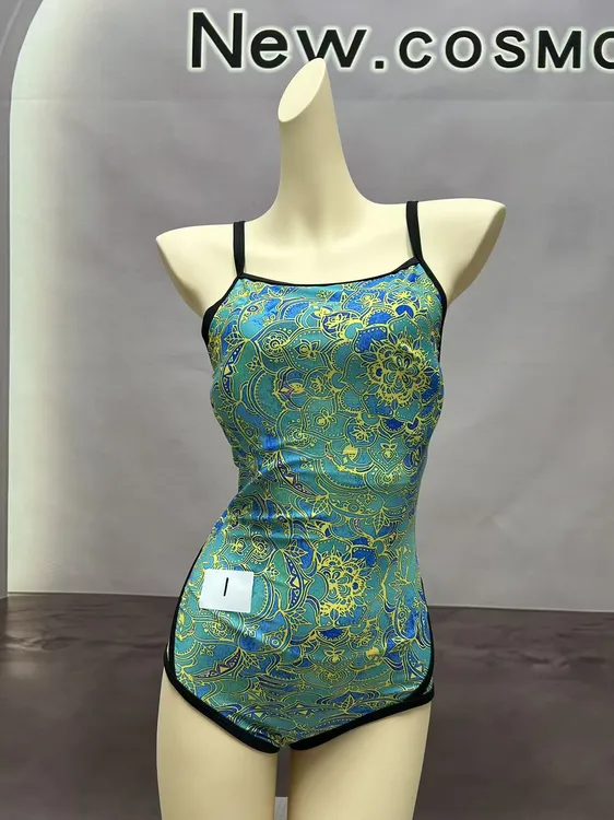 43款花型专业竞速显瘦低开叉大包臀连体泳衣