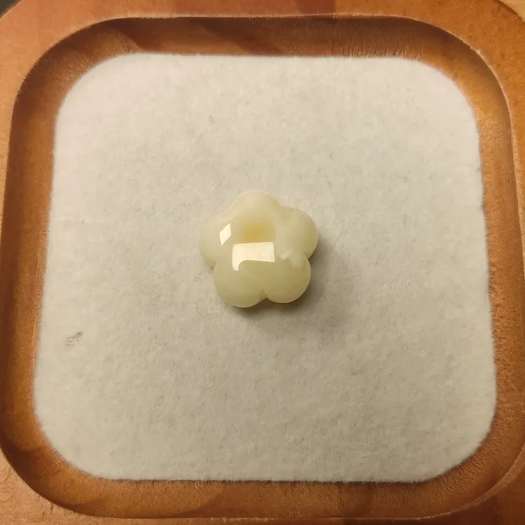 天然蜜蜡白花蜡星星（打孔不退换）