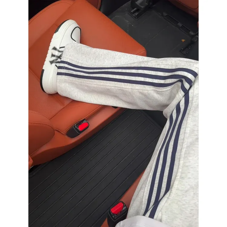 美式潮牌三条杠织带条纹裤子男款宽松休闲裤直筒运动阔腿弯刀卫裤