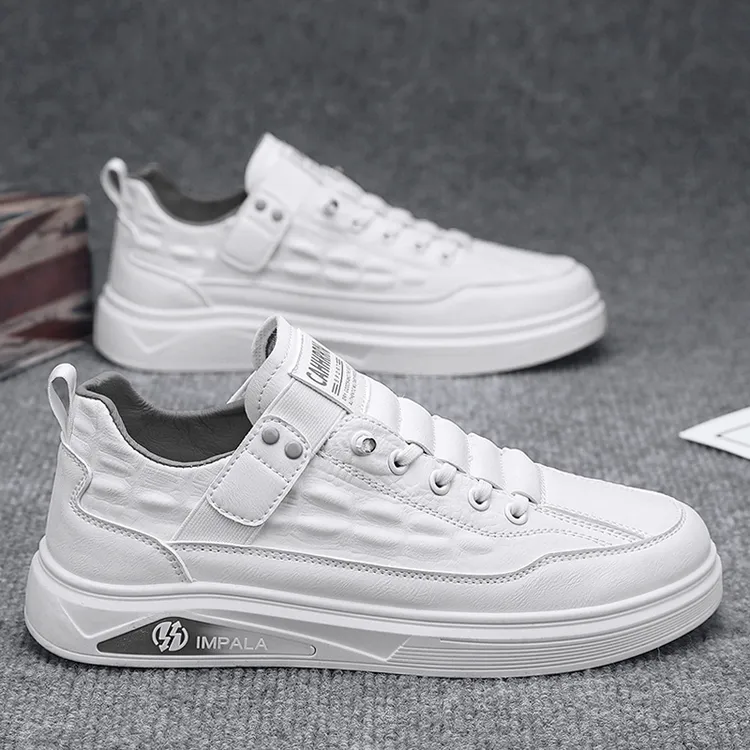 板鞋男士新款2025秋季百搭透气休闲潮鞋软皮时尚软底低帮小白鞋男