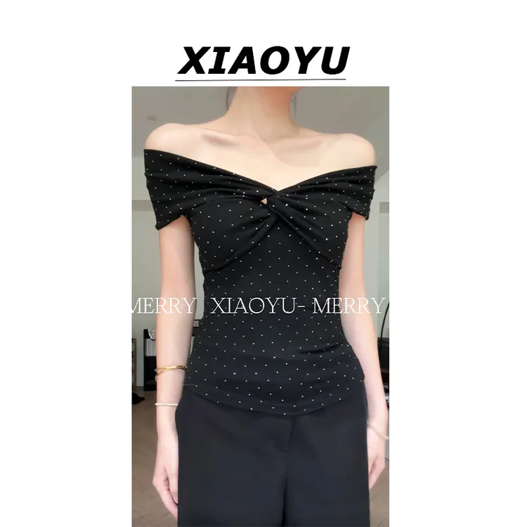 小鱼【辣妹公式】一字肩烫钻高级感时尚短袖T恤女夏季显瘦纯欲上衣