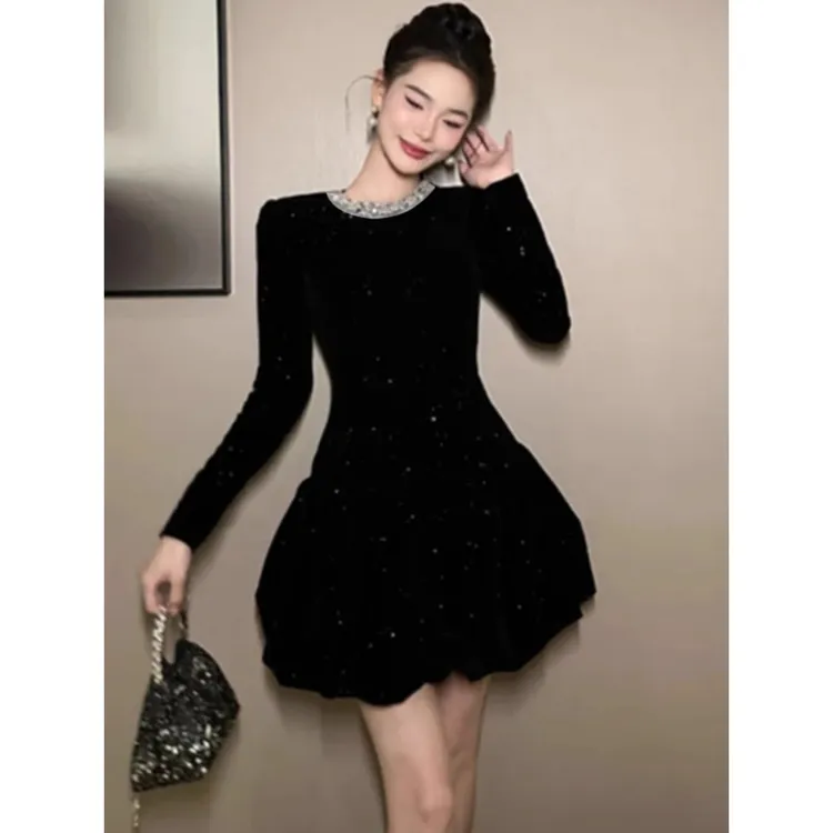 洋气轻奢显瘦气质名媛时尚拼接韩版连衣裙亮片小黑裙法式