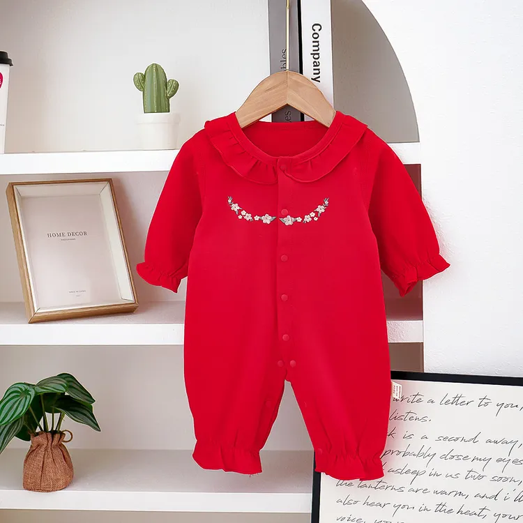 女宝秋季衣服百天满月女宝连体衣长袖纯棉刺绣红色婴儿外出衣服