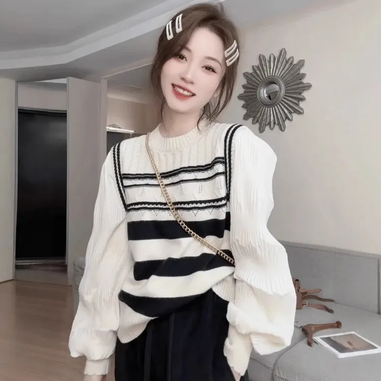 假两件条纹拼接毛衣女款2025新款秋冬季设计感漂亮宽松针织衫上衣