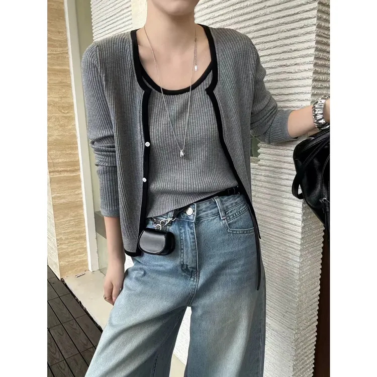 法式洋气拼色长袖针织两件套女春款薄款百搭通勤背心吊带开衫套装