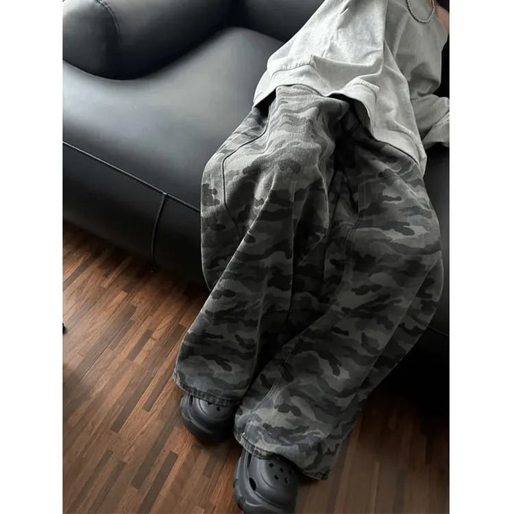 大码街头复古百搭迷彩阔腿牛仔裤女春季新款小个子显瘦百搭直筒裤