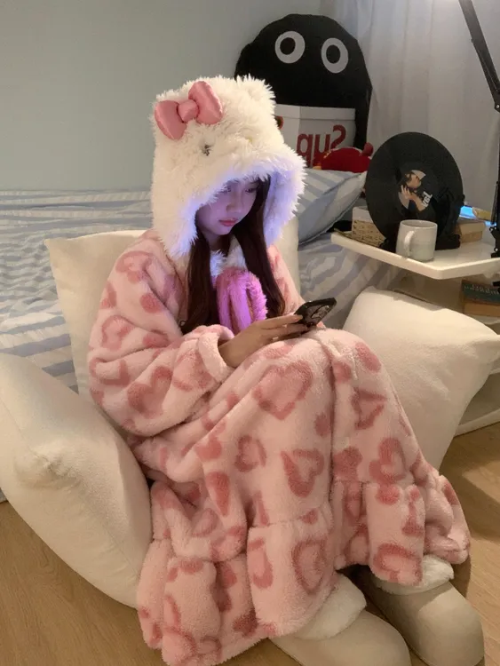 hellokitty猫珊瑚绒连帽睡衣女加绒加厚保暖法兰绒家居服套装冬天