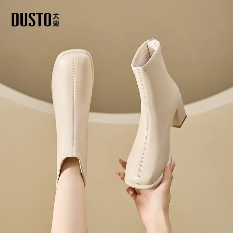 大东女鞋简约白色短靴冬季时尚百搭瘦瘦靴高跟增高气质女靴子0109
