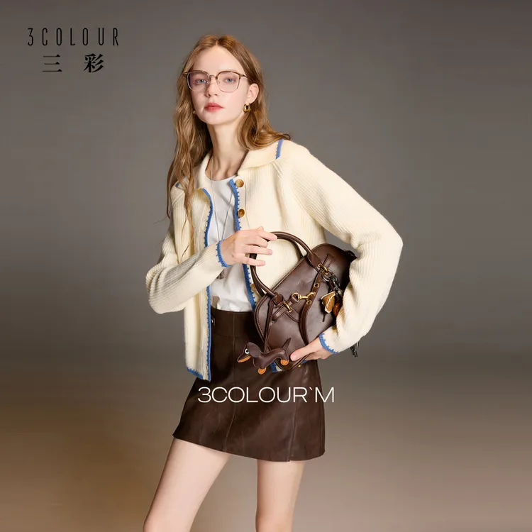 三彩2025秋冬季新款米白色翻领针织衫纽扣上衣宽松插肩袖开衫女M