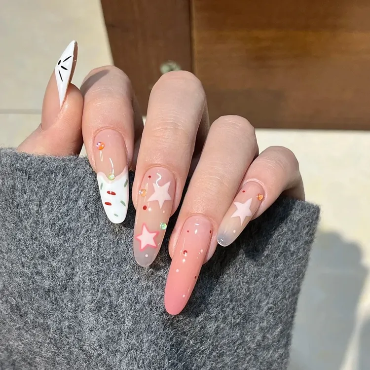 纯手工穿戴甲夏日波点星星猫眼手绘渐变高级感ins风甜美显白美甲