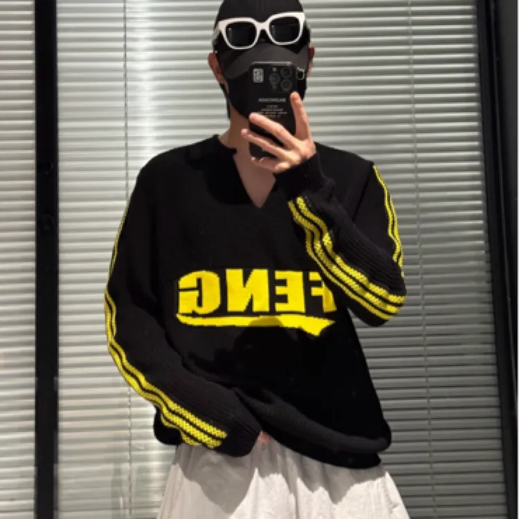 （现货）尚锋男装新款V领镂空网格针织衫时尚字母提花条纹拼接长袖