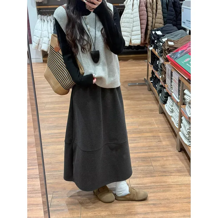 灰色毛呢半身裙女冬季大码胖mm显瘦遮肚子a字裙中长款蓬蓬花苞裙