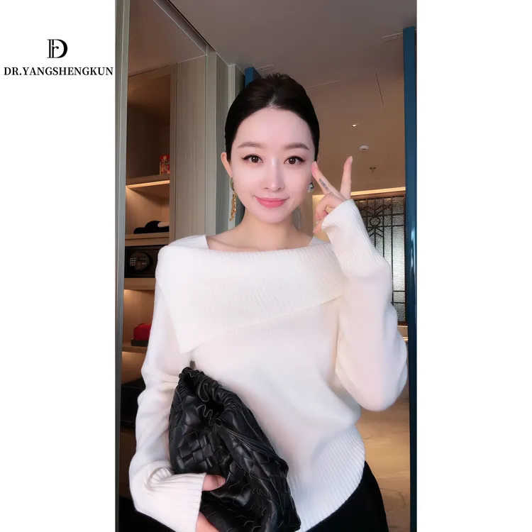 杨圣坤2025冬季新品100%绵羊毛时尚一字肩长袖针织衫SL2511913