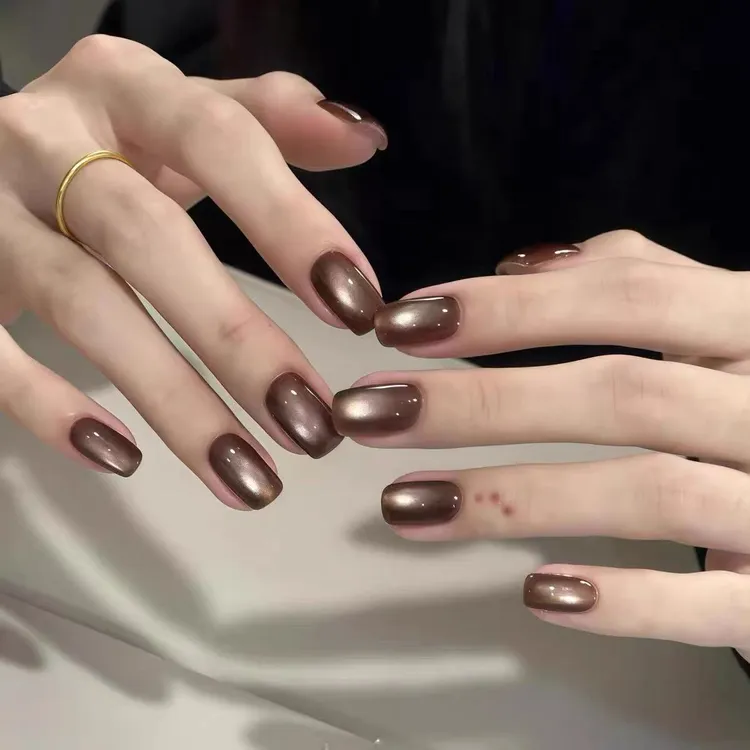 纯手工穿戴甲短款巧克力色棕色猫眼美甲贴片简约显白假指甲可拆卸