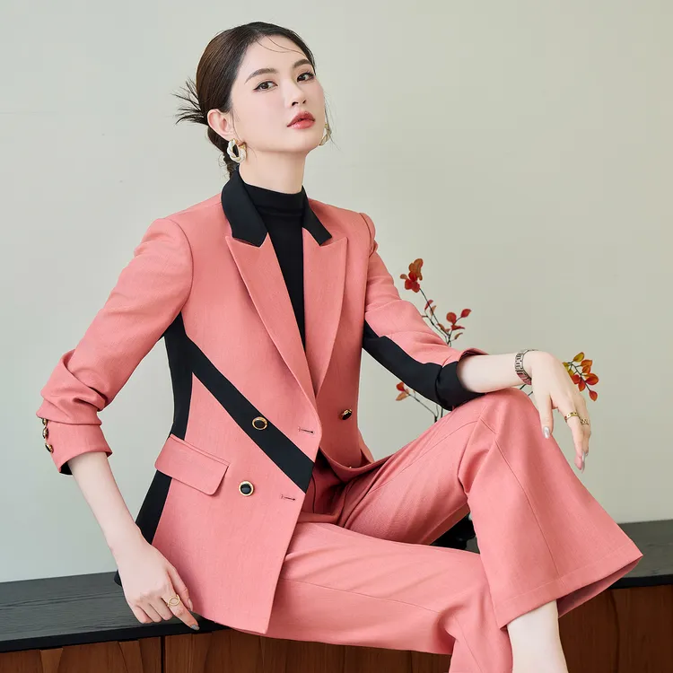 高端粉色西装套装女2025秋冬新款时尚设计感小众别致职业正装西服