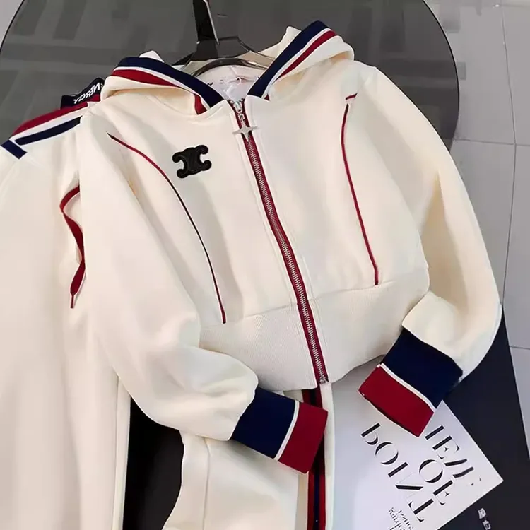 2025秋冬杏色套装穿搭新款套装连帽卫衣气质两件套显瘦女装新款