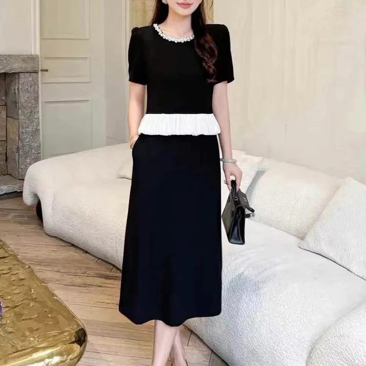 2025夏季新品时尚百搭法式修身显瘦减龄气质连衣裙女士裙子8011