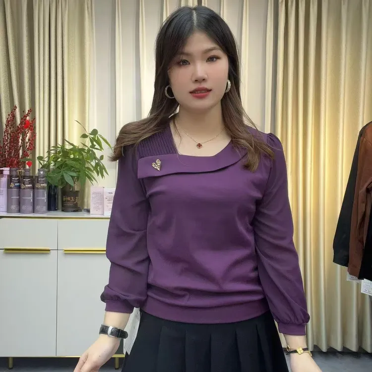小鑫肝@早秋款斜领花边爱心装饰网纱拼接气质长袖T恤 6125