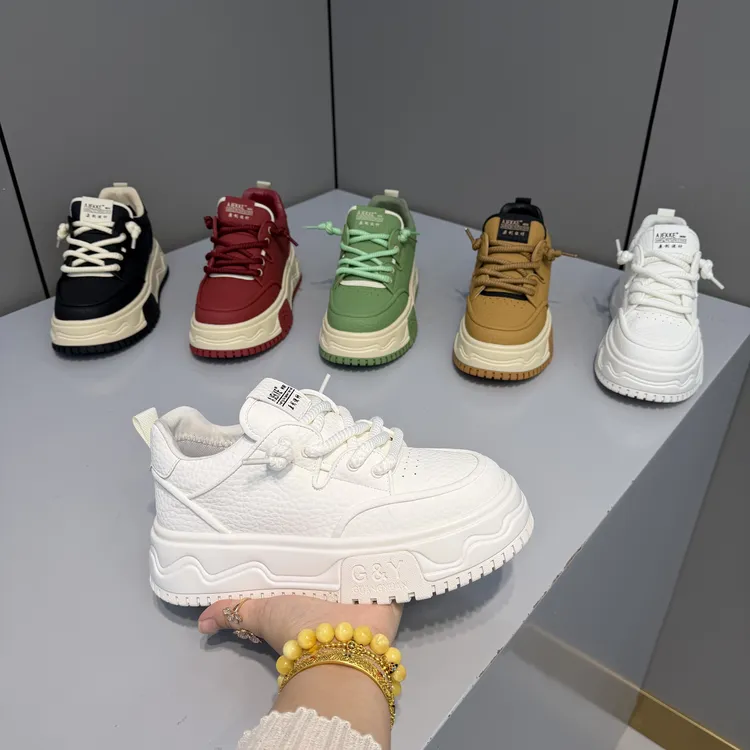 2025男士新款运动时尚秋冬季加厚青春个性小众潮流潮鞋（皮鞋尺码）