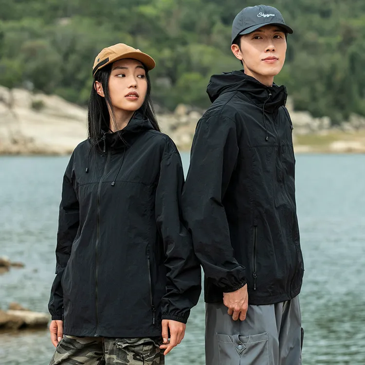 夏款防晒衣户外轻薄透气防紫外线连帽皮肤衣男女通用夏季通勤外套