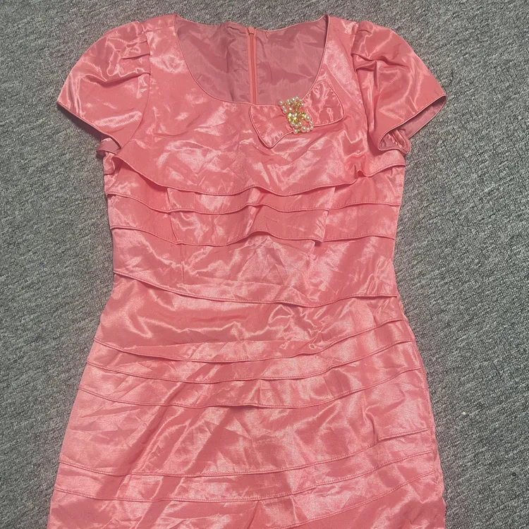 夏季上新连衣裙，礼服，晚礼服