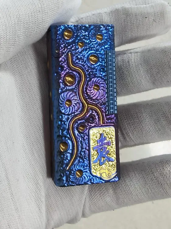 钛合金侧滑点火手雕阳极化定制创意煤油打火机彩色个性纯手工幻彩