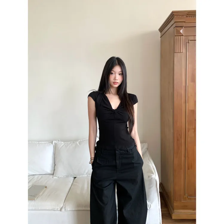 withmin凉皮 休闲调调 辣妹小飞袖纽结V领收腰T恤上衣女夏2523589