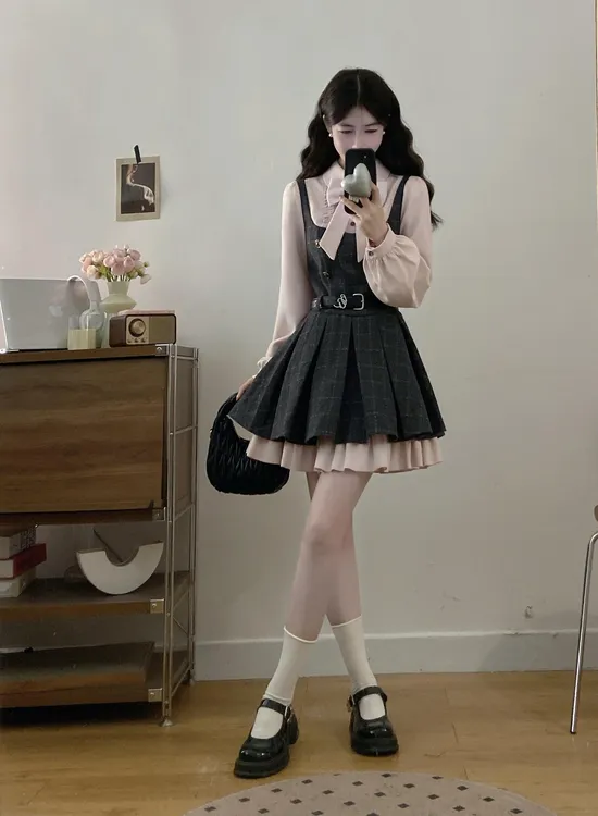 少女感蝴蝶结衬衫格纹毛呢收腰蓬蓬百褶连衣裙