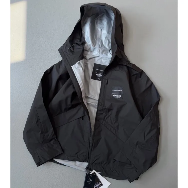 日系白山WILd DENALI JACKET户外机能防水轻量硬壳冲锋衣连帽夹克