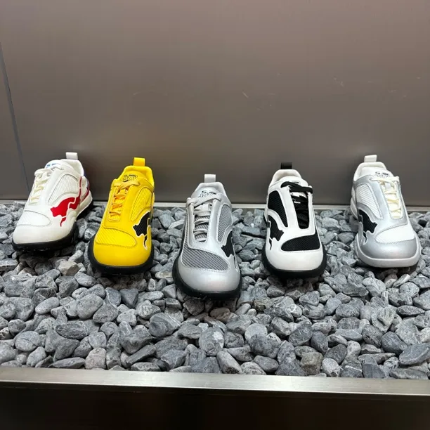 休闲风男鞋车缝线拼色系带轻质休闲鞋潮流舒适黑白低帮男士潮鞋