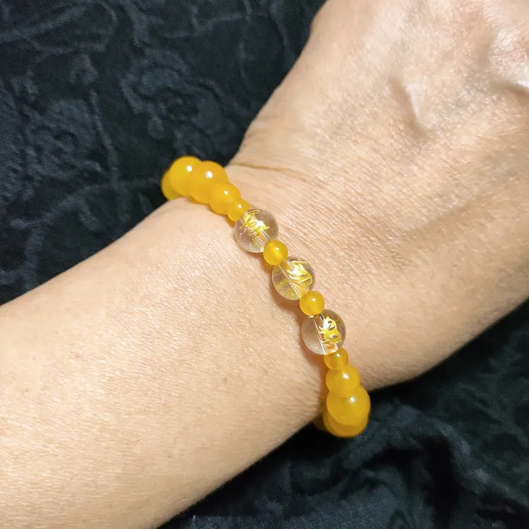 文创手腕花黄色新娘婚庆用品