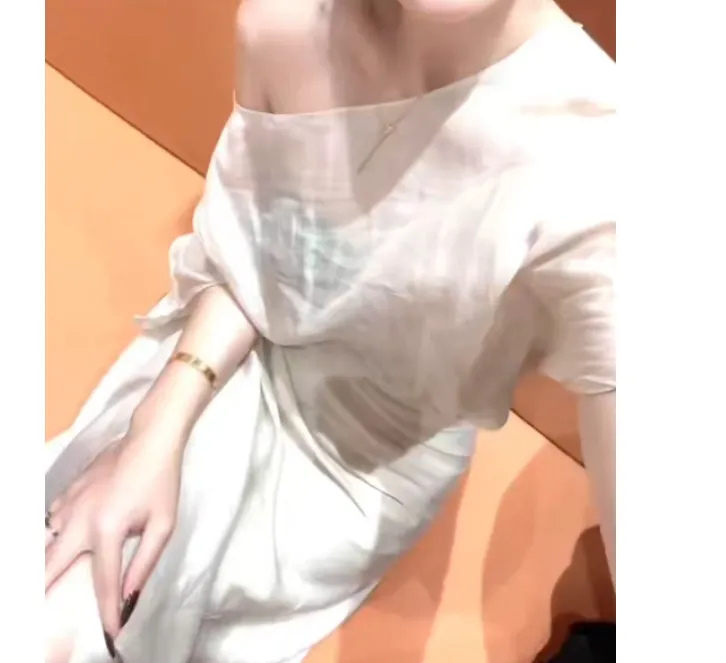 时尚潮流百搭精品女装dgd2178