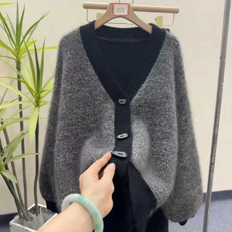 2026韩系开衫新款韩版百搭亲肤套头衫显瘦气质洋气v领宽松时尚