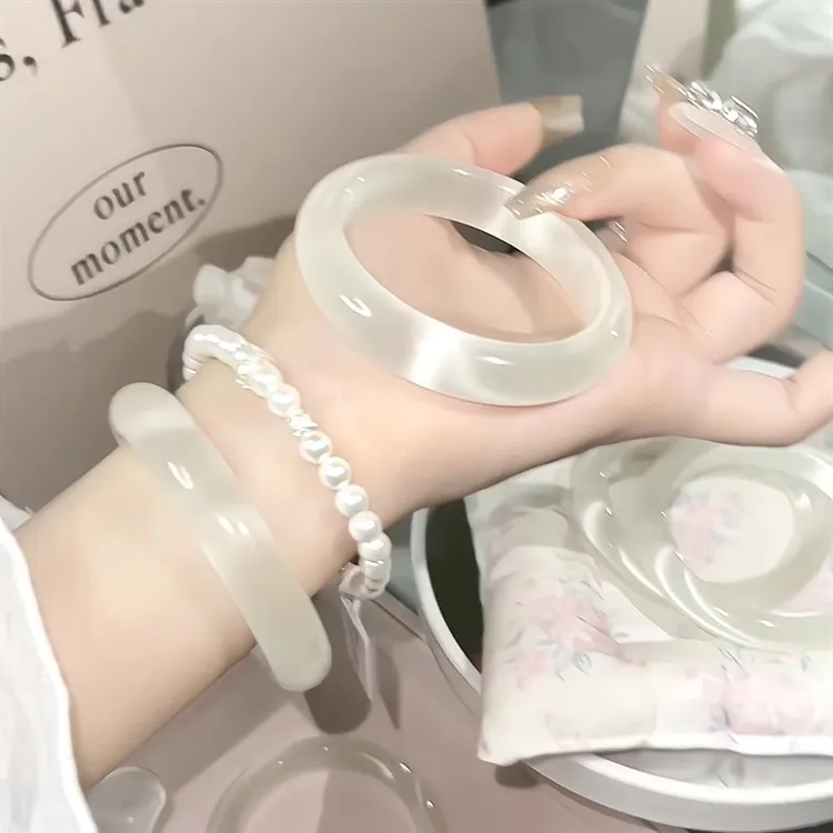 手镯【白月光】猫眼 高冰透显白 荔枝冻(搭配精美礼盒)商品图