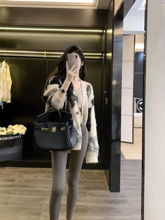 2025秋冬新款日系慵懒风复古毛毛中长款宽松针织开衫毛衣外套