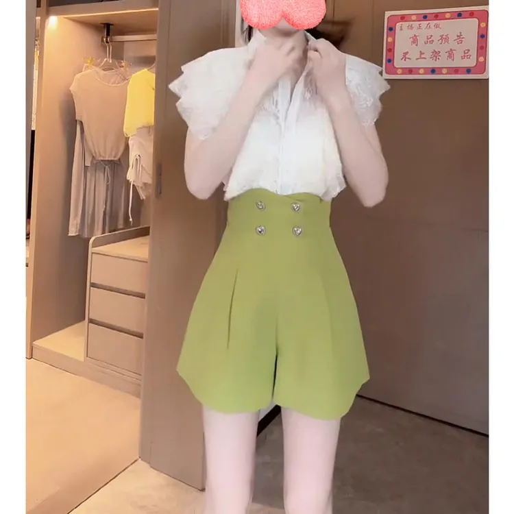 2025夏季新款高级感百搭裤子设计感爱心双排扣高腰显瘦休闲短裤女