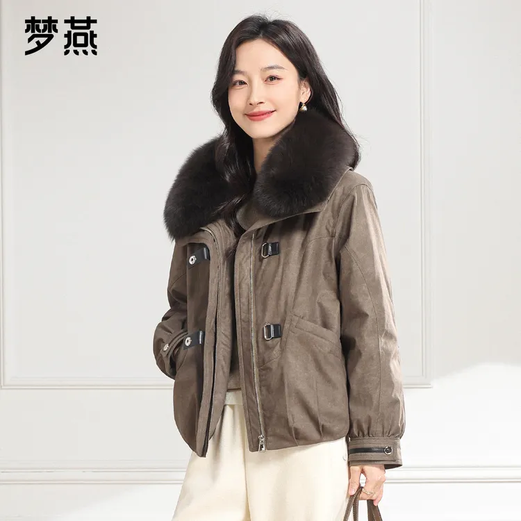 梦燕秋冬女款时尚百搭气质大方宽松保暖狐狸毛皮羽绒服CY13B5015