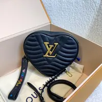 95新 LouisVuitton/路易威登 壹臻/黑金new wave爱心包 79929811