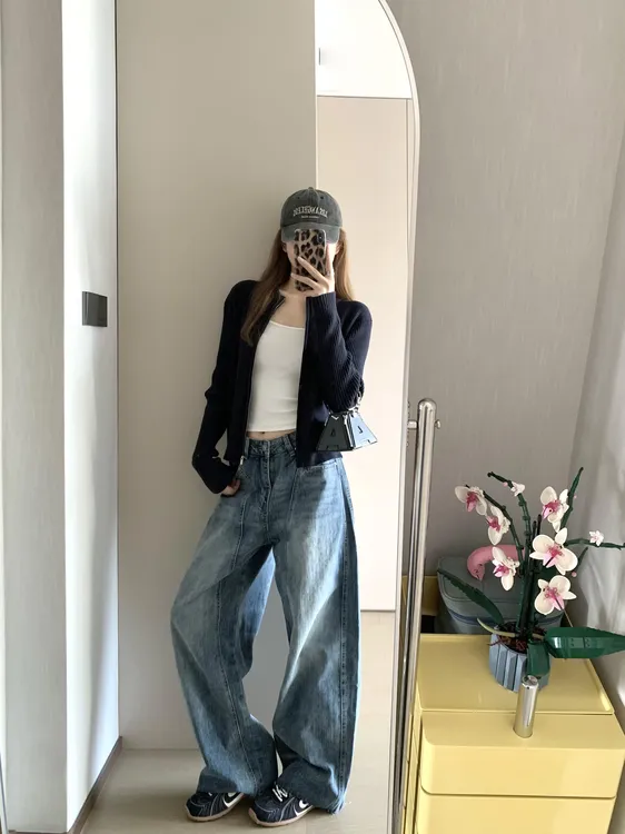 早秋新款韩系轻奢高级小众女装极简内搭慵懒风开衫外套休闲牛仔裤