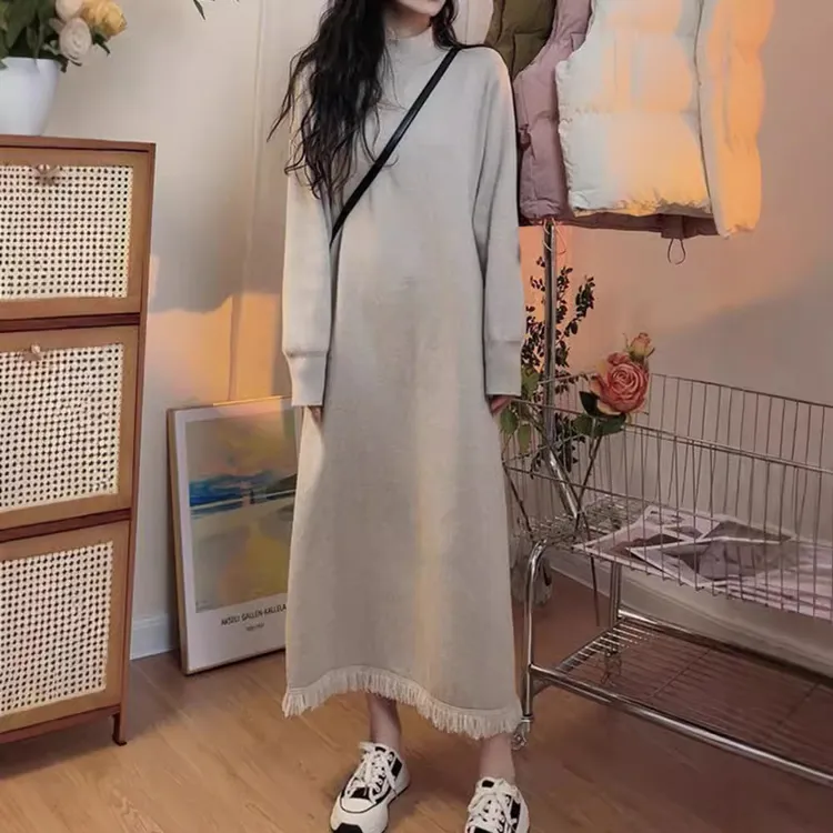 长款下摆流苏半高领毛衣裙直筒过膝长裙针织连衣裙女