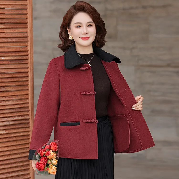 2025新款妈妈秋装外套50岁阔太太高贵大衣中老年女春秋双面呢上衣