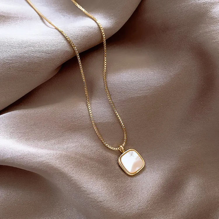 合金项链 轻奢贝壳方形项链女2025年新款爆款配饰小众设计感气质