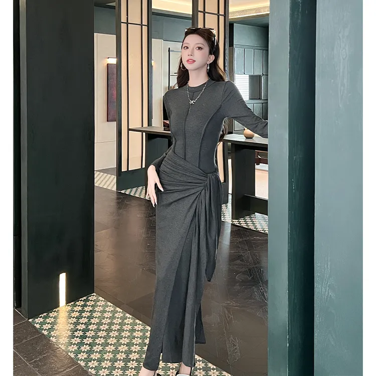 法式温柔凤御姐灰色长袖连衣裙女设计感修身气质假两件包臀长裙子