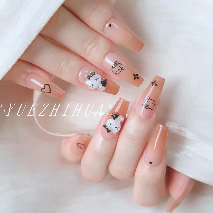 卡通Kit猫儿穿戴甲可爱心星星甜酷风渐变美甲可拆卸显白指甲贴片